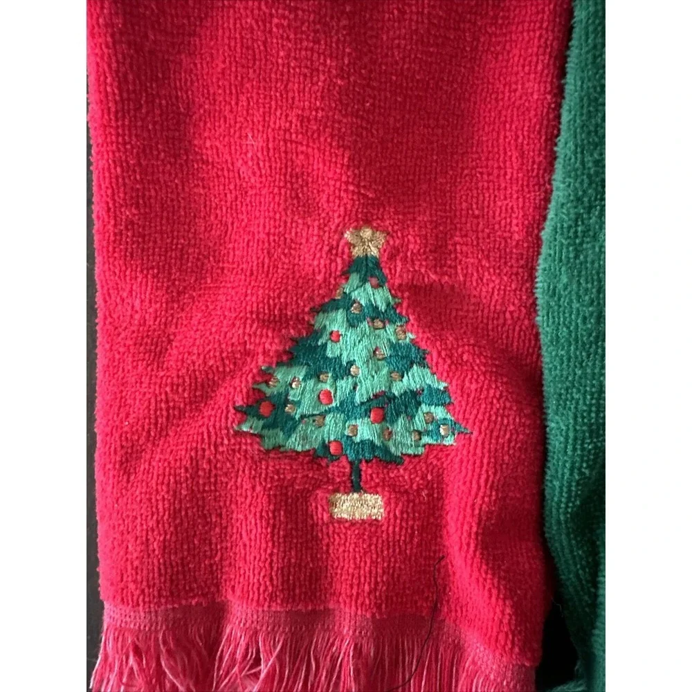 4 Vintage‎ Christmas Printed Hand Guest Fingertip Towels